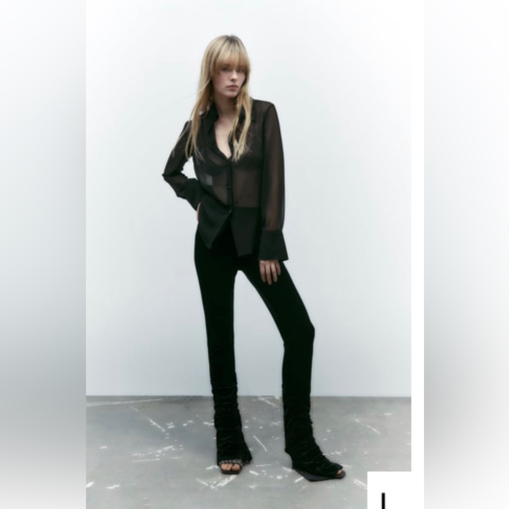 Zara brand new black leggings size L